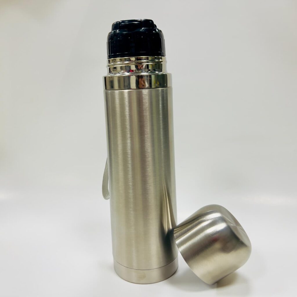 corporate drinkware dubai in golden color
